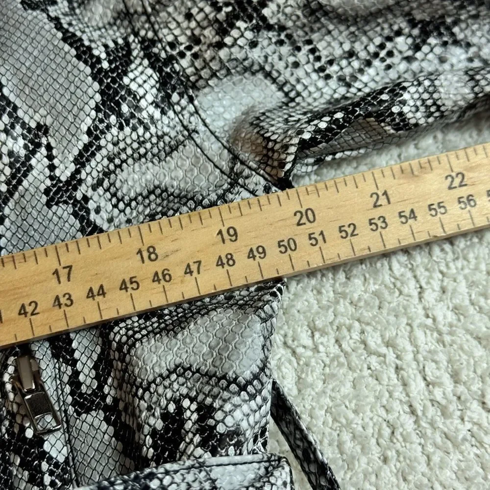 Noize Jacket Womens Size Large dakota snake print Faux Leather Moto zip‎ up New
